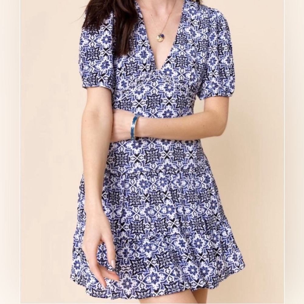 Mini dress